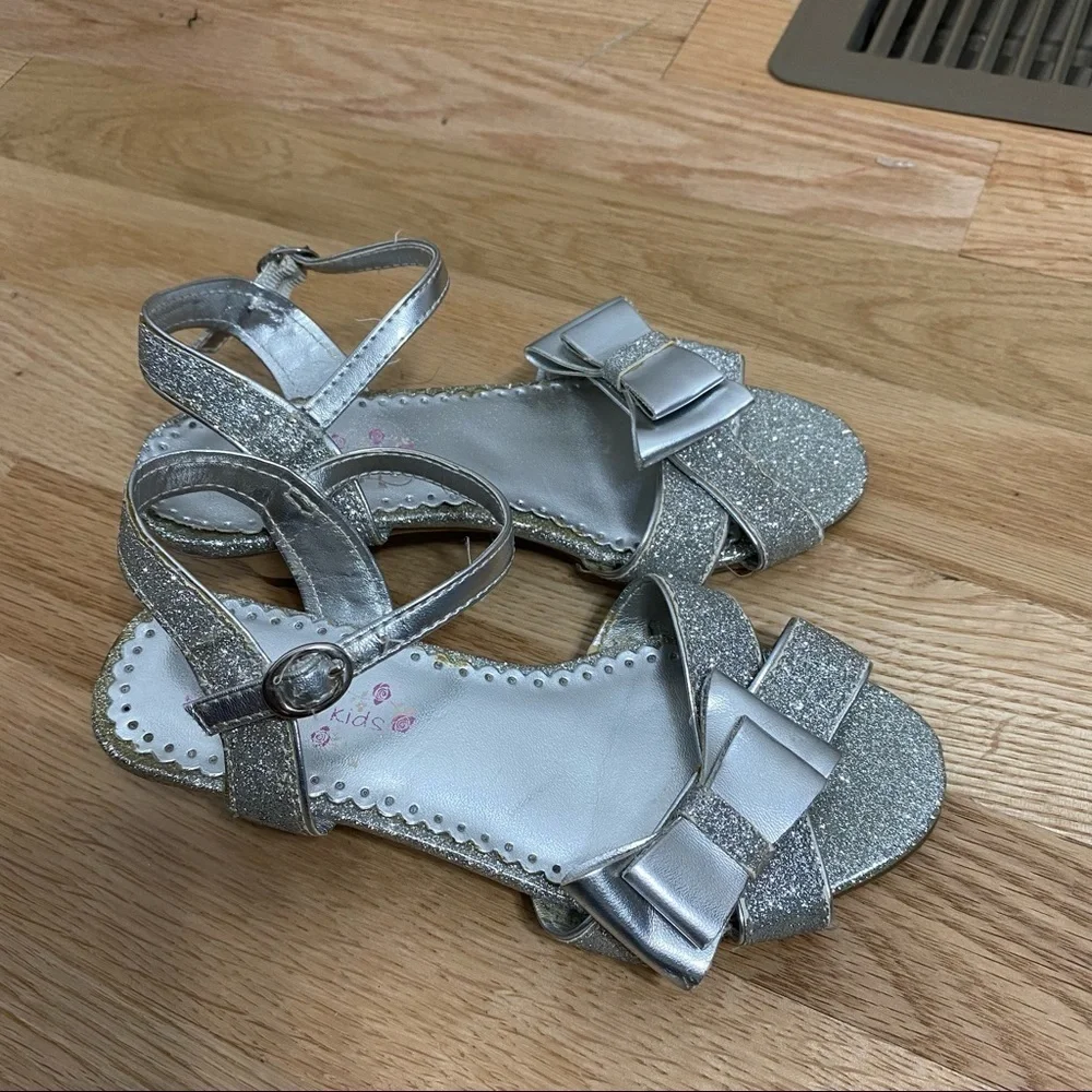 Wonder Kids Silver Bow Heels Sandals Sz 12 Dress Shoes Kids Girls Toddler